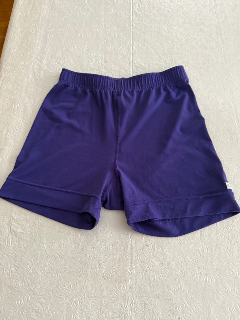 Hind Wms purple Shorts size small